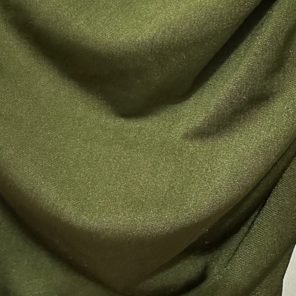 198 SHEIN | NWOT Olive Green Ruched Stretchy Midi Pencil Skirt  (sz XS&S)- 3/$15 - Picture 3 of 12